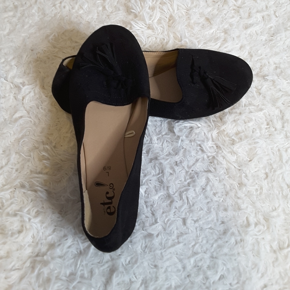 Rue 21 Etc! black ballet flat w/tassel sz L